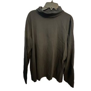 A16 L.L. Bean All Black Turtleneck Sweater